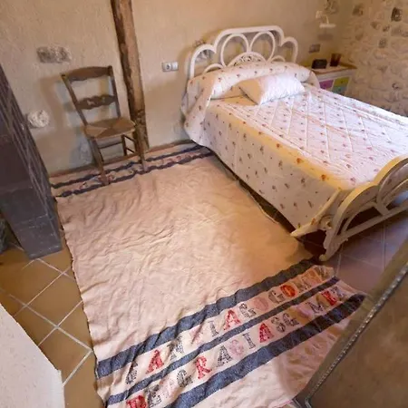 度假居 House With One Bedroom In Fuentes de Cuellar
